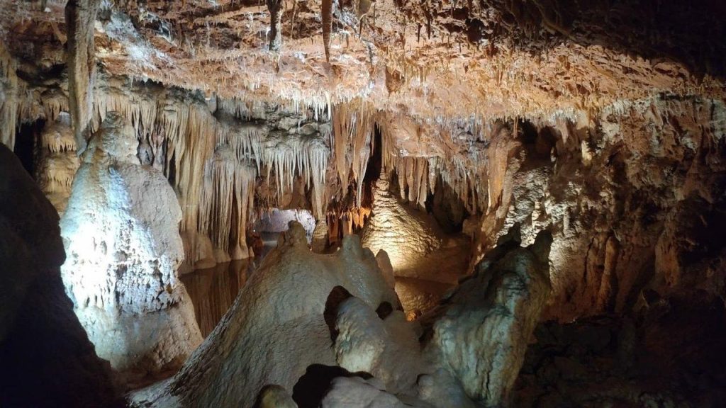 Baredine Cave- VIATOR