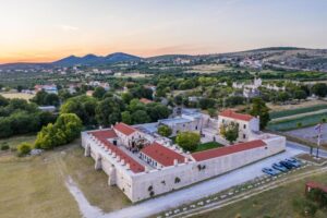 מסקוביצה האן (Maskovica Han)- פנינת מורשת עות’מאנית בקרואטיה- קרדיט לאתר BOOKING