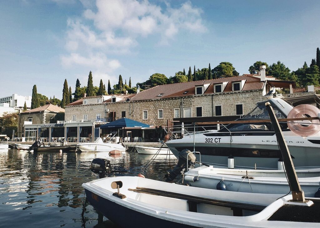 Cavtat- VIATOR